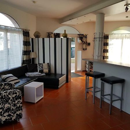 Studio-Apartment - Einraumwohnung 库克斯港 外观 照片